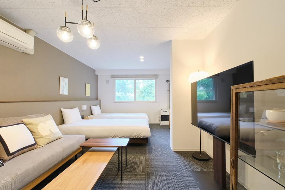TV and multimedia, Living room, Bedroom