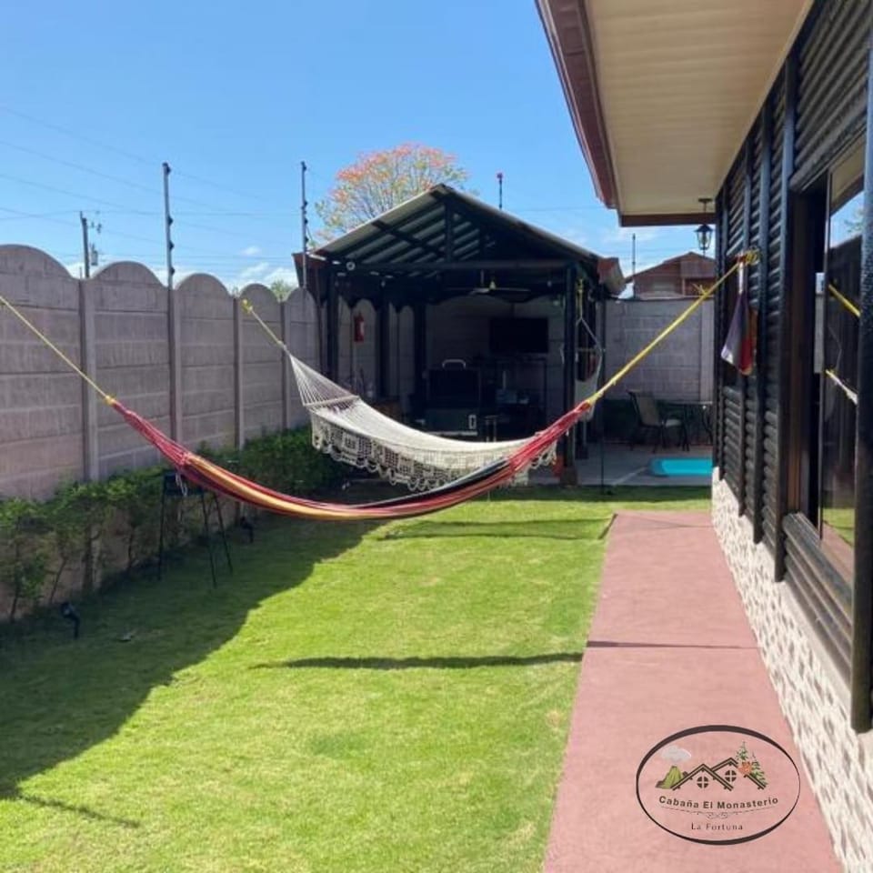 Cabaña El Monasterio Apartment in Alajuela Province