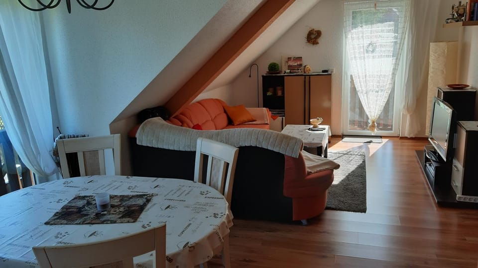 Living room, Seating area, Dining area