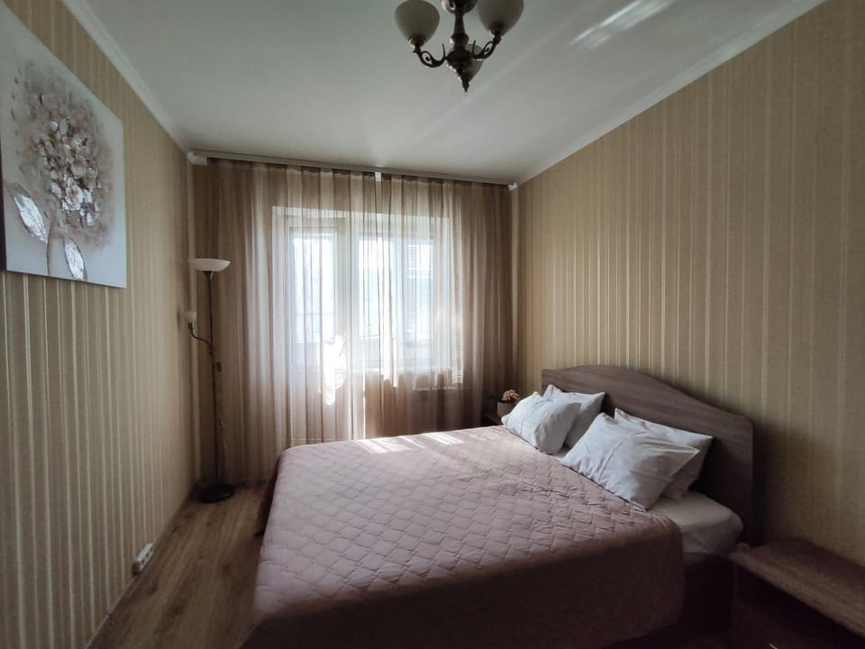 Двухкомнатная в центре Троещины Apartment in Kiev City - Kyiv