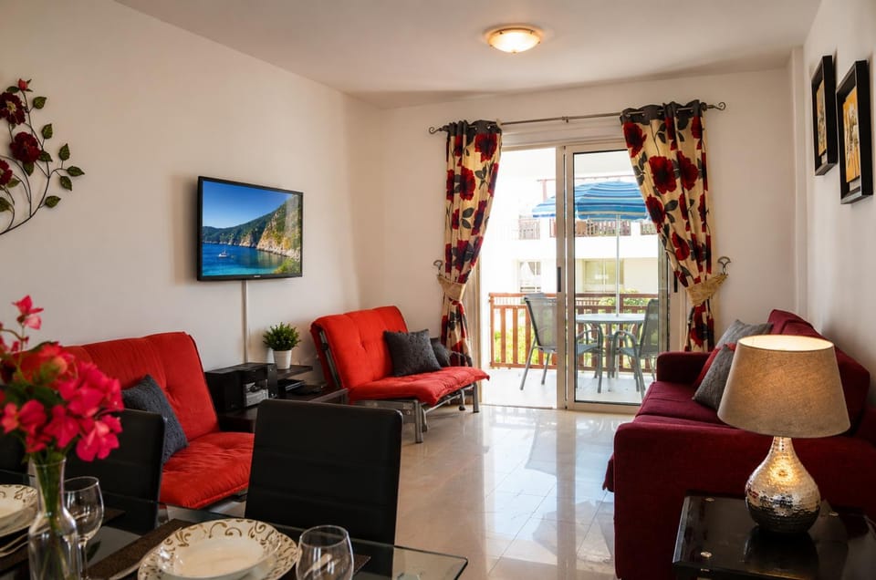 TV and multimedia, Balcony/Terrace, air conditioner