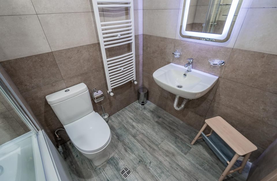 Toilet, Bathroom