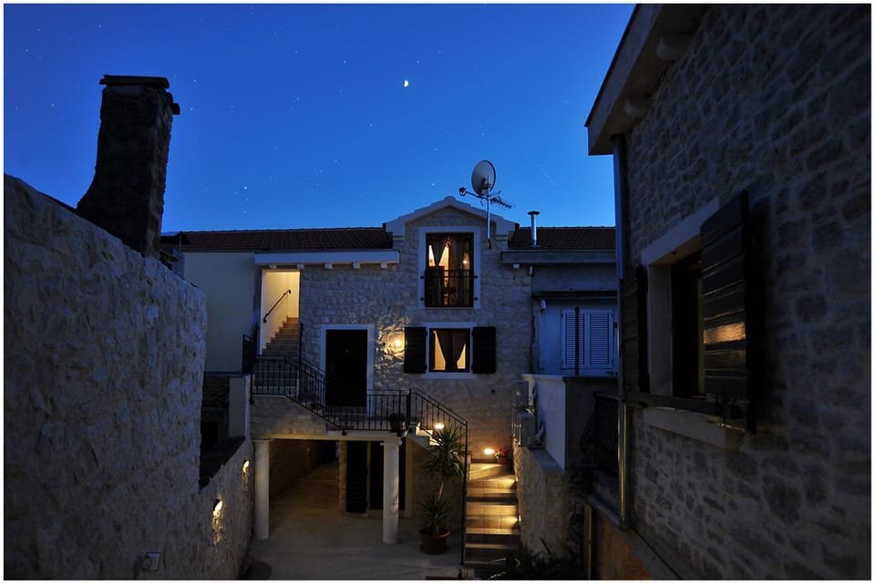 Facade/entrance, Night