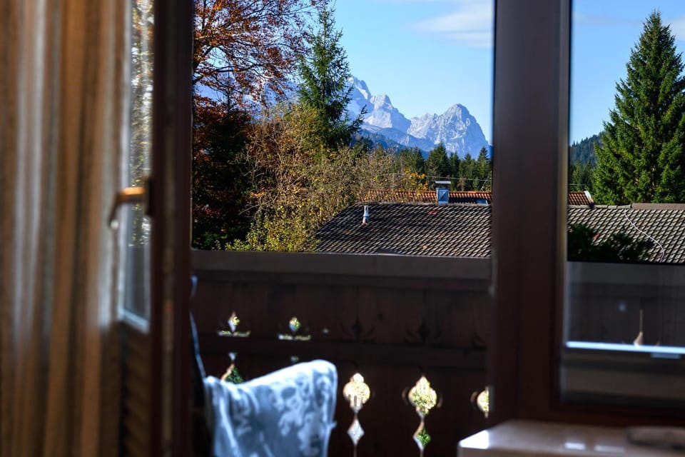 View (from property/room), Mountain view