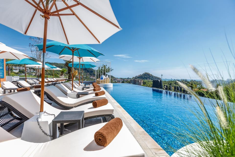 Pool view, Sea view, Swimming pool, Swimming pool, Family