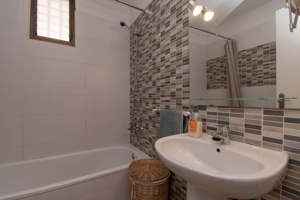 Great 2 beds apartment Los Cristianos Apartment in Los Cristianos