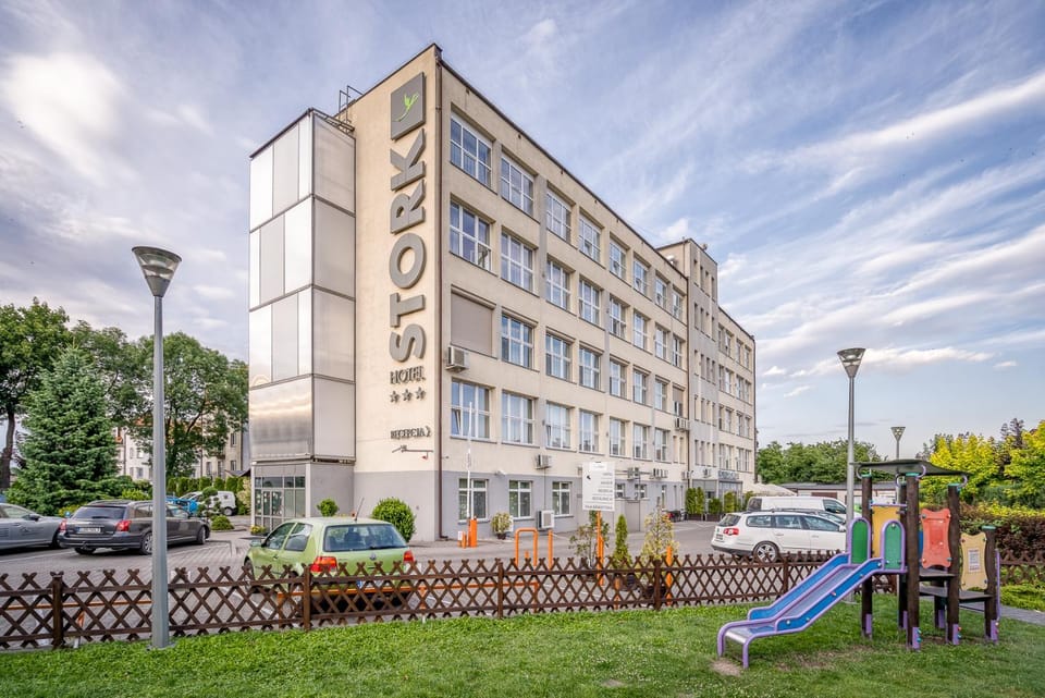 Neighbourhood, Bird's eye view, Children play ground, Garden, Floor plan