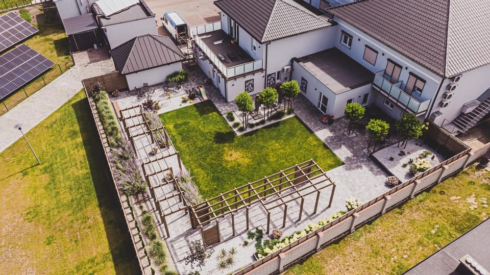 Property building, Garden, Garden view