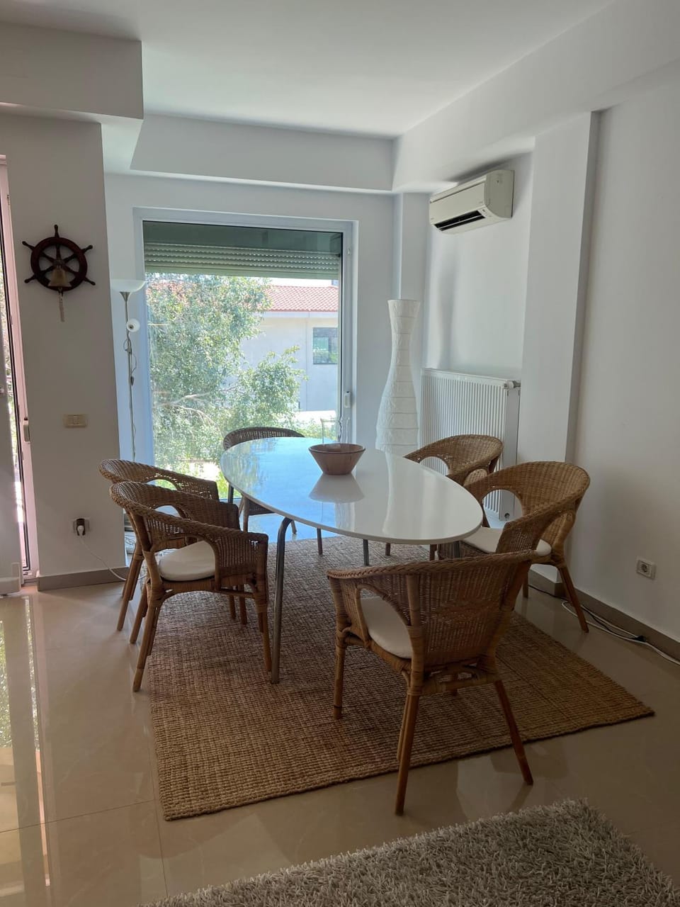 Dining area, Garden view