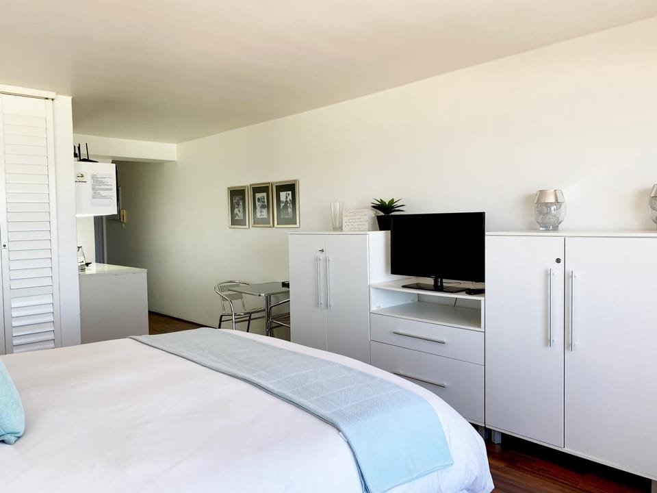 Studio on the Beach! Apartment in Cape Town