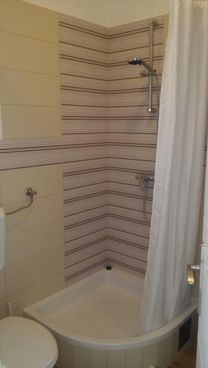 Veldić Apartments Apartment in Tisno