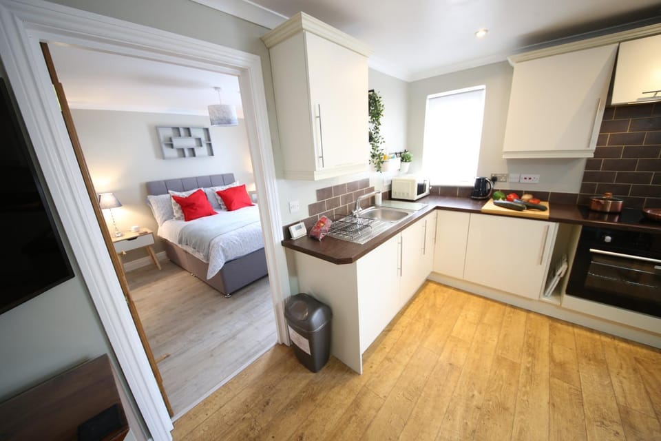 Kitchen or kitchenette, Bedroom