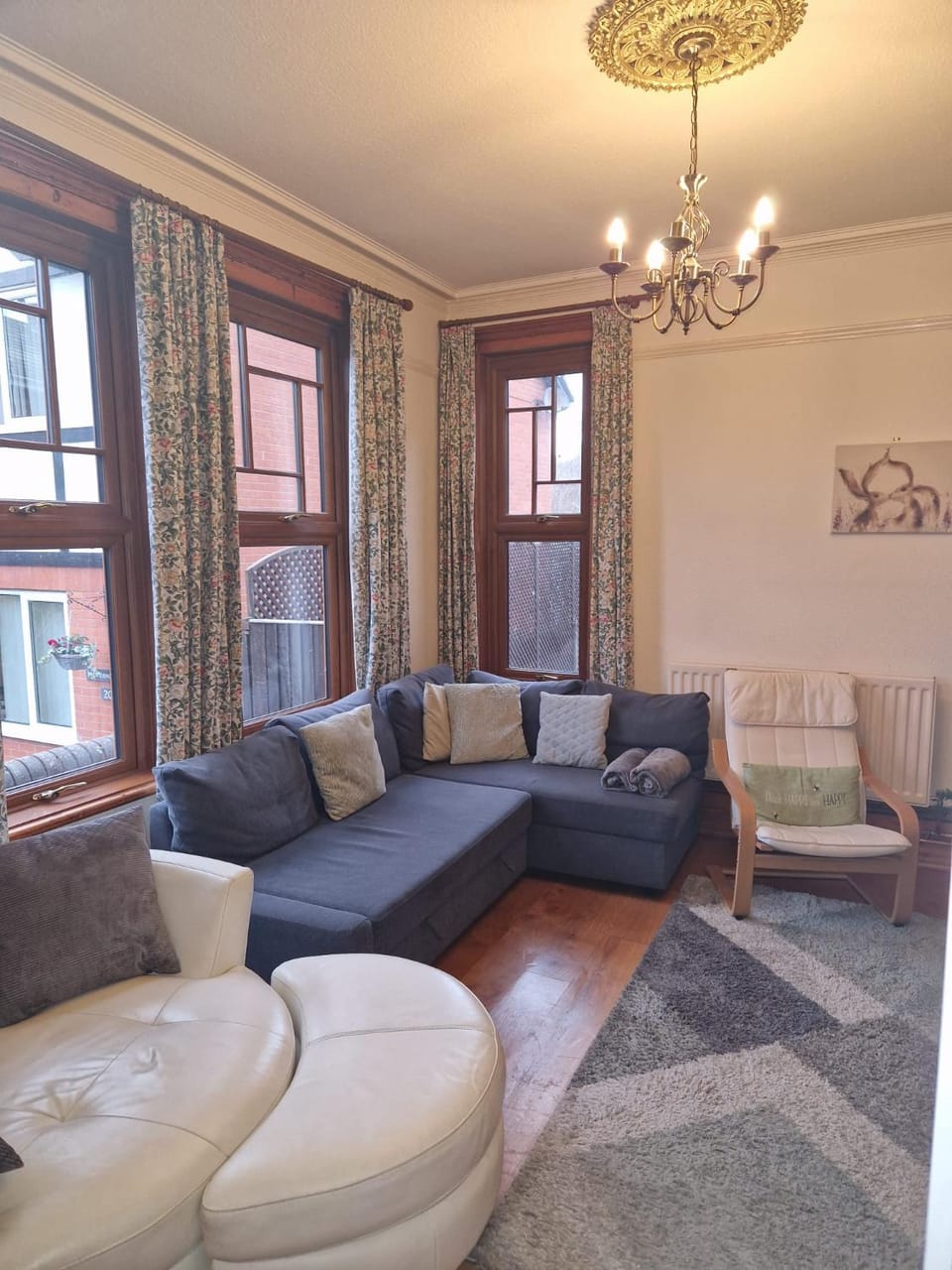 Hereford - Falcon House - Spacious 5 Bedroom House With Games Room - Sleeps 14 Guests - Great Property For Family & Friends Gathering Together - Hosted by RENTMYHOUSE Apartment in Hereford