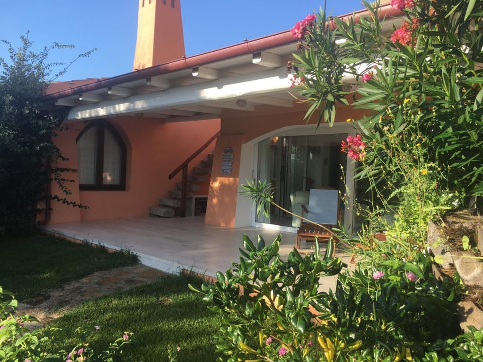 Property building, Patio