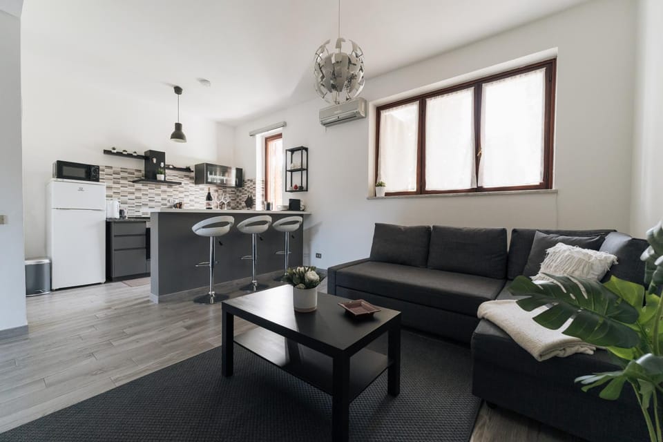 Grey's Apartment House in Catania