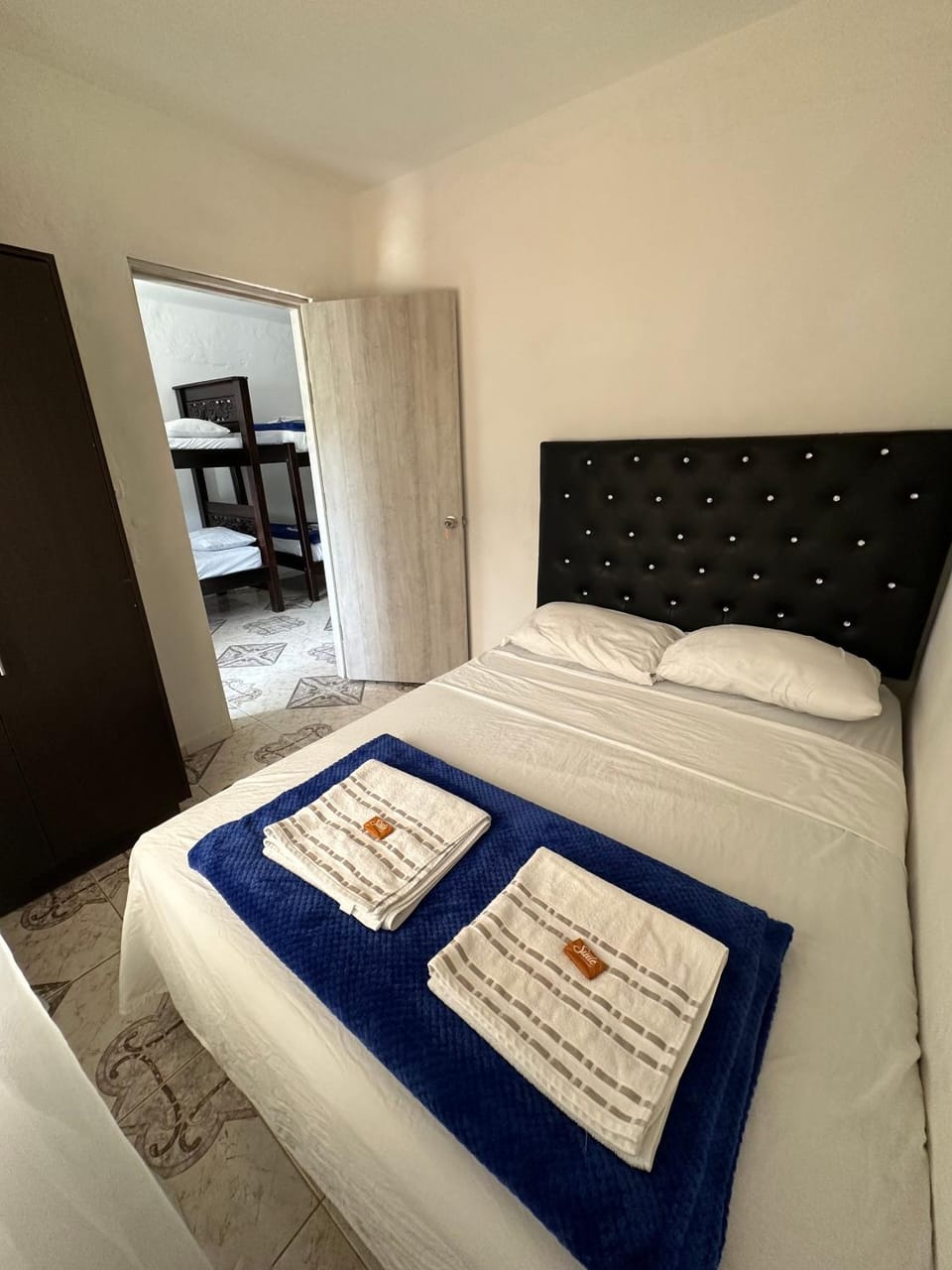 Bed, Photo of the whole room