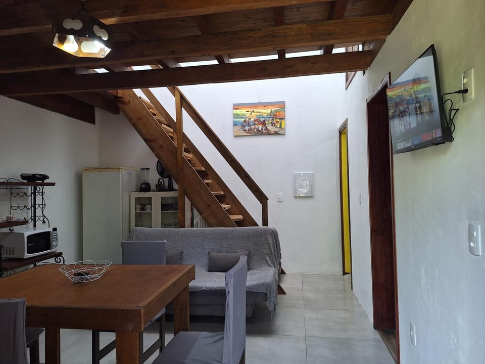 Sobrado Pura Vida Praia da Ferrugem 200mts House in Garopaba