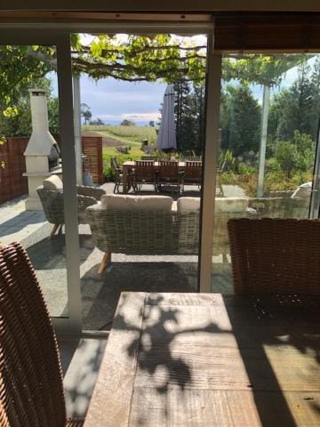 Natural landscape, View (from property/room), Garden view, River view