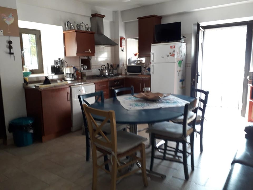 Dining area, Communal kitchen