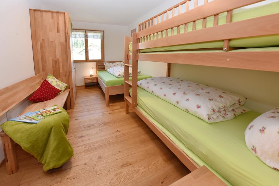 Bed, bunk bed