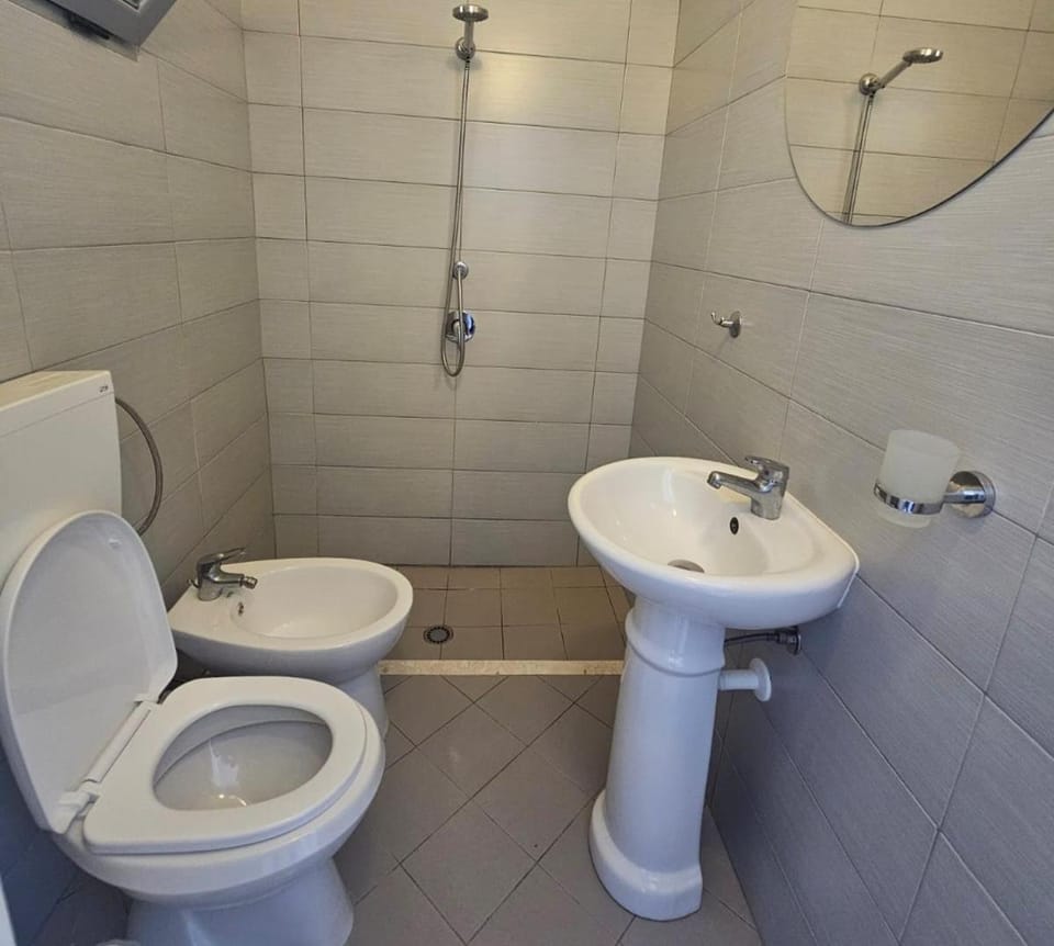 Bluflest Bed and Breakfast in Vlorë County, Albania
