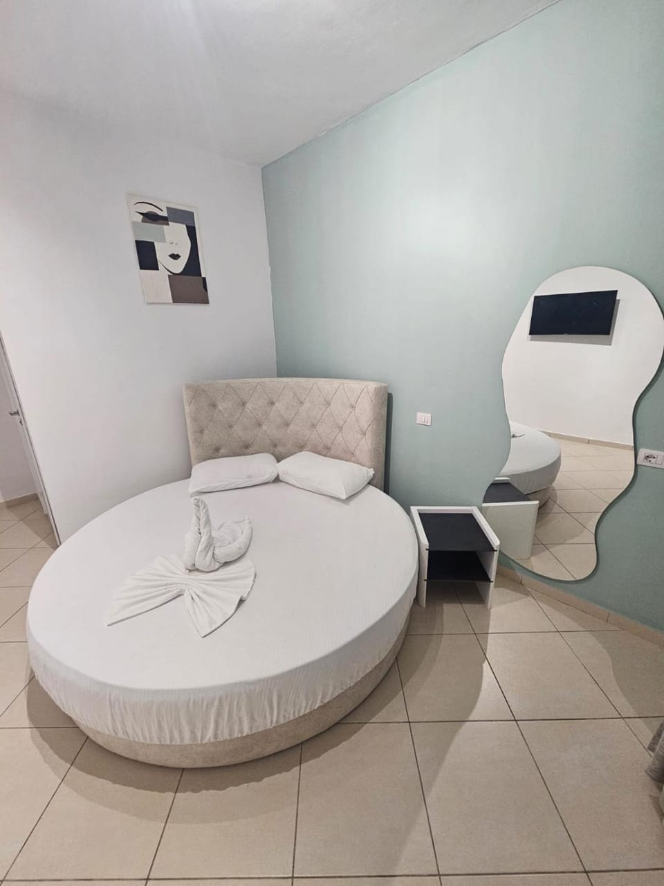 Bluflest Bed and Breakfast in Vlorë County, Albania