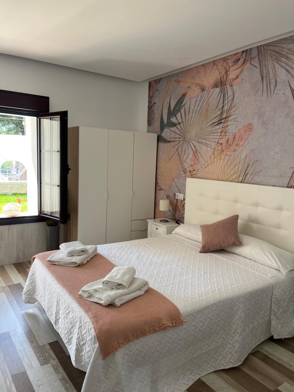 Casa Jardín El Colmenar Bed and Breakfast in Community of Madrid