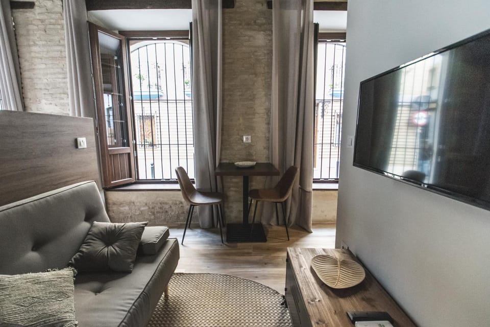 Sol y Luna de Triana Apartment in Seville