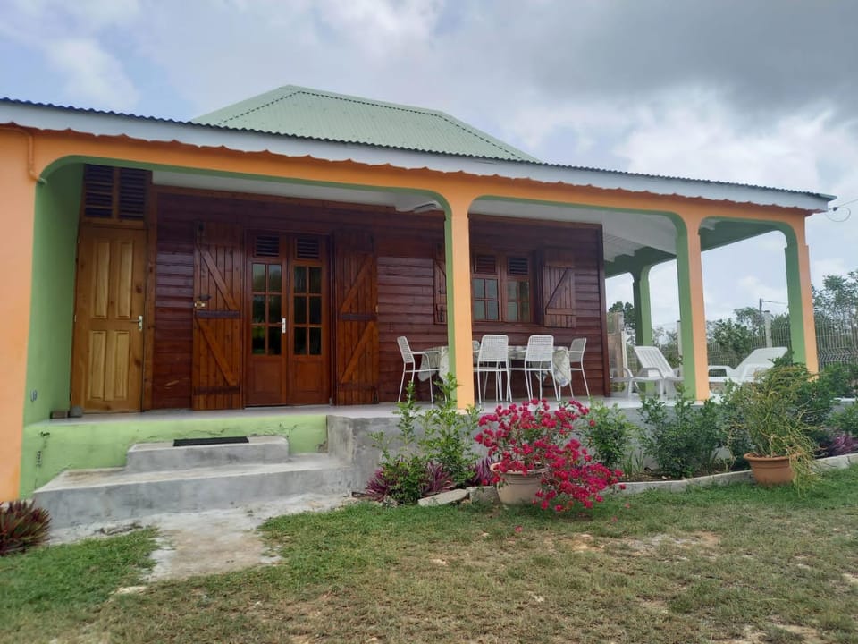 VILLA AMANDINE Villa in Grande-Terre, Guadeloupe