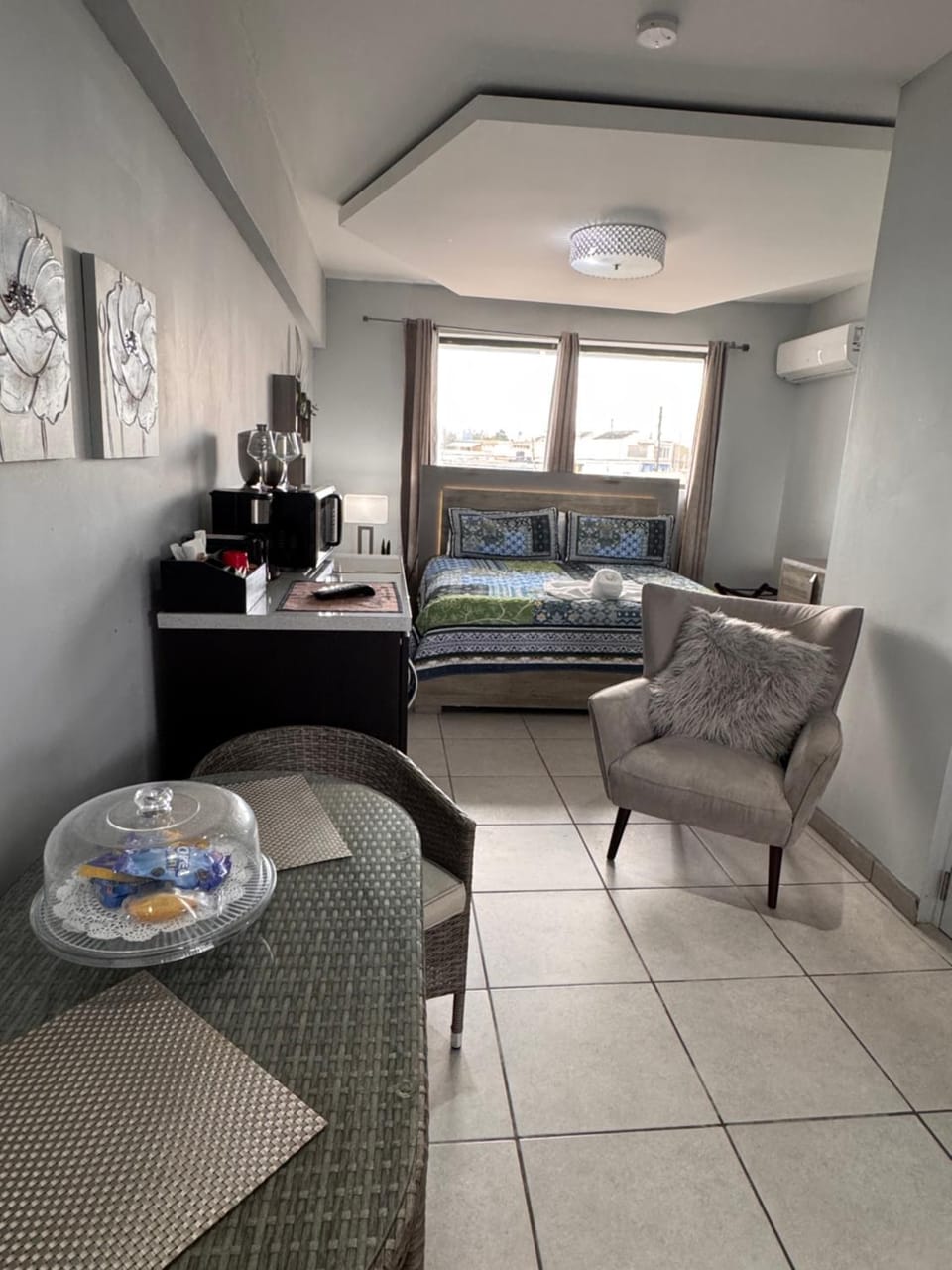 Itza-Bella Suites Apartment hotel in Isabela