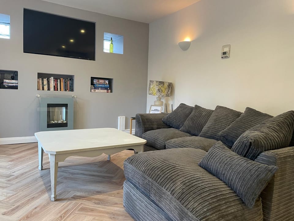 Idyllic country cottage near Wells House in Sedgemoor