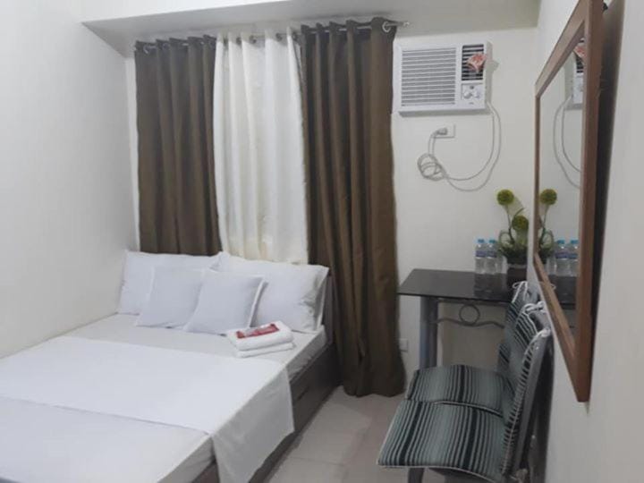 Edsa Urban Deca Tower Condo Unit with Wifi and Netflix Apartment in Mandaluyong