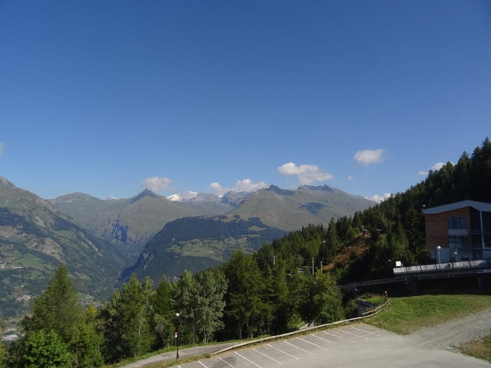 Appartement spacieux vue montagne - 6 pers. - FR-1-411-531 Apartment in Bourg-Saint-Maurice