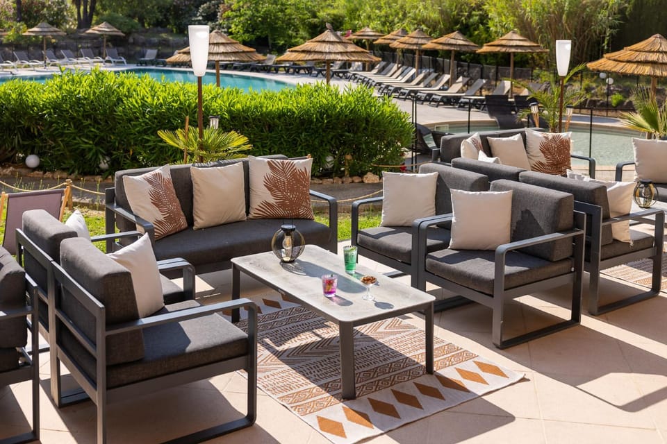 Patio, Spring, Day, Swimming pool