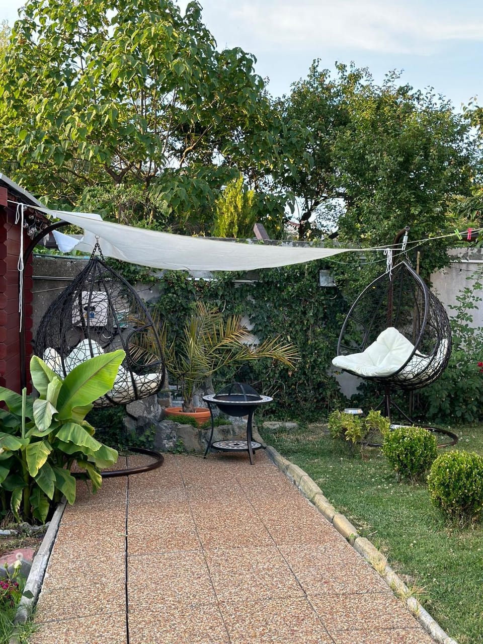 Garden, sunbed
