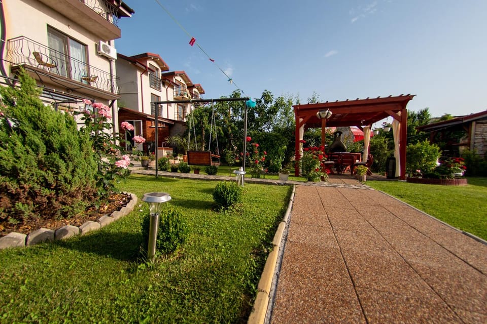 Property building, Garden