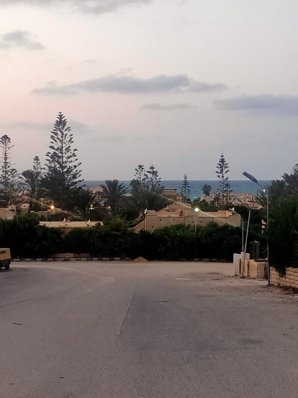 Neighbourhood, Natural landscape