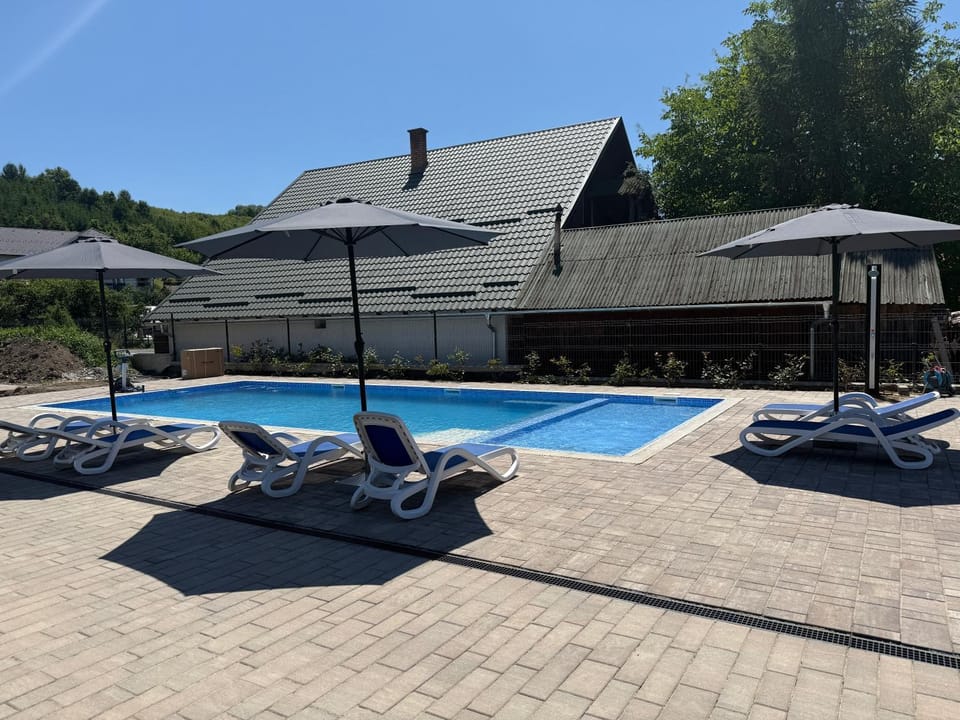 Pool view, Swimming pool