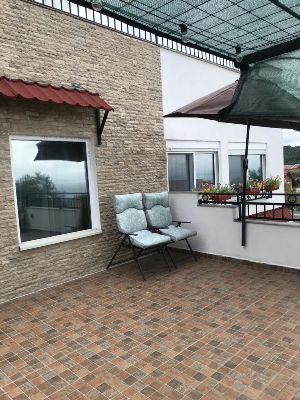 Property building, Balcony/Terrace