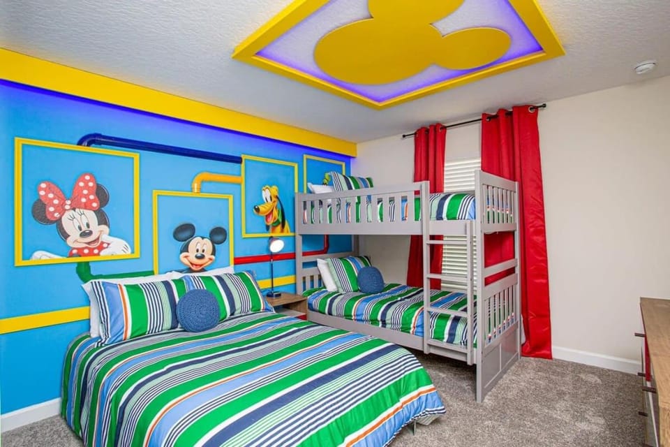 Gorgeous 4 Bedroom w/ Pool Close to Disney 4836 House in Kissimmee