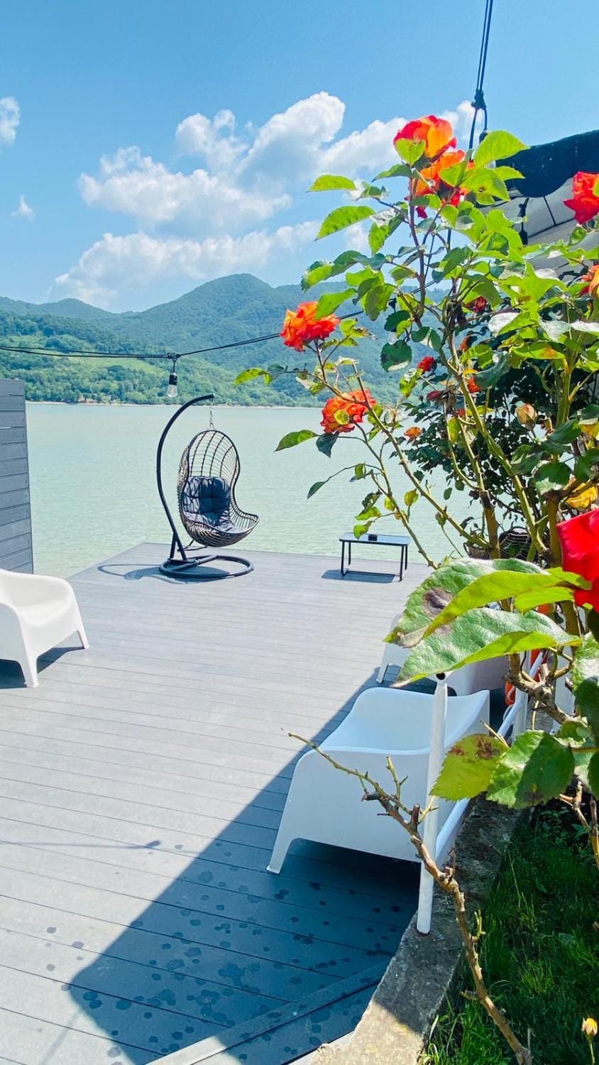 Bird's eye view, View (from property/room), Garden view, Mountain view, River view