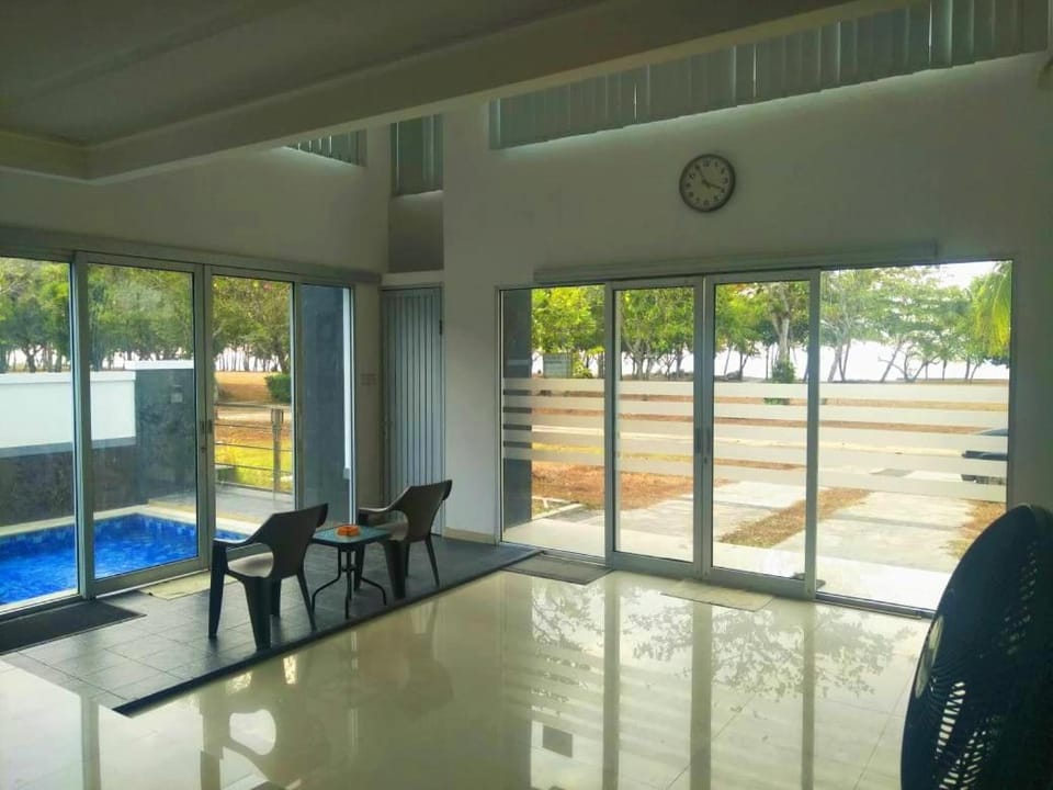 Villa Kaca Villa in Indonesia