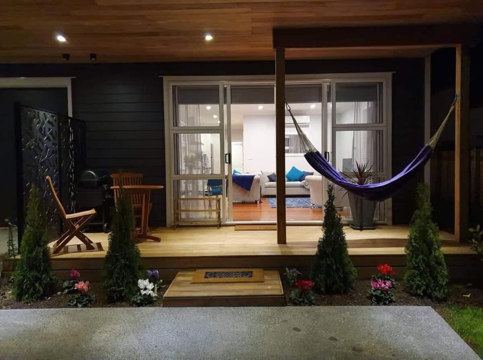 The Weiti Waterfront Apartment in Auckland Region