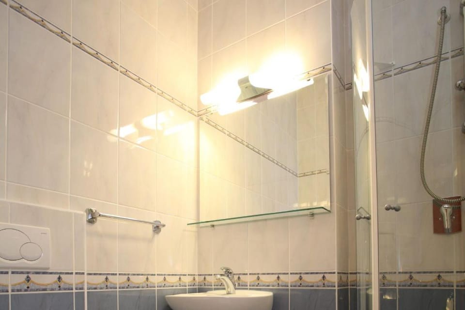 Studio Apartmani Bijeli Delfin Apartment in Biograd na Moru