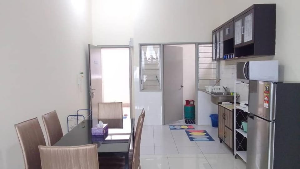 VUE RESIDENCES SERVICE SUITE 2 ROOMS DELUXE 6 Pax Apartment in Federal Territory of Kuala Lumpur