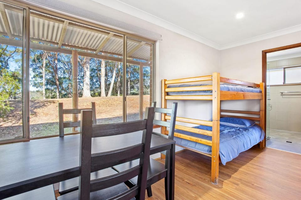 Braeside Cabin Three Parsonsia Cabin in Central Tilba