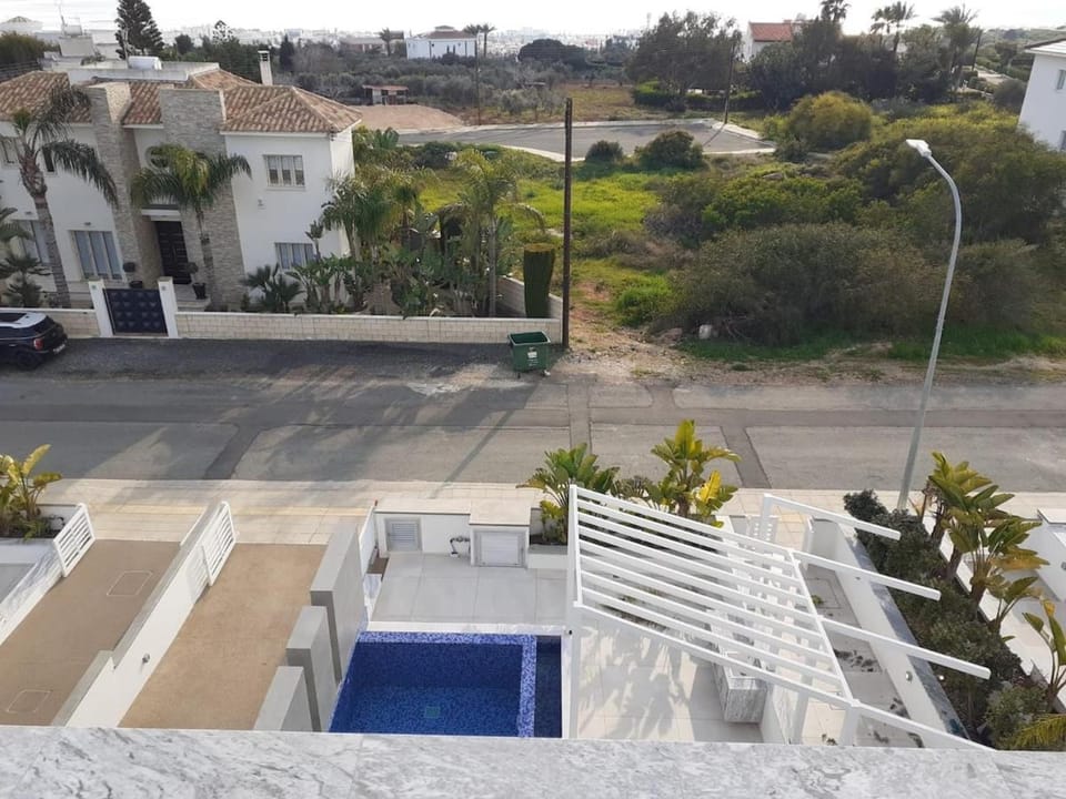 Day, Neighbourhood, Street view