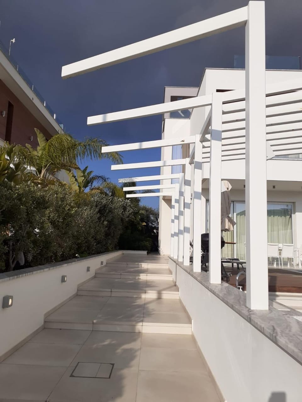 Property building, Day