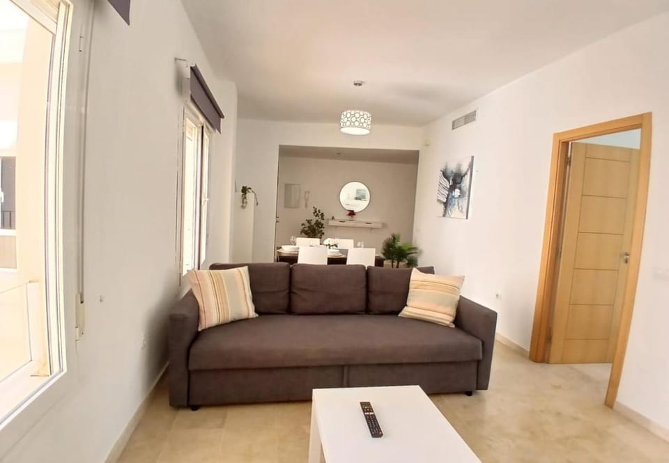 -MalagaSunApts- City Centre SharedTerrace Apartment in Malaga