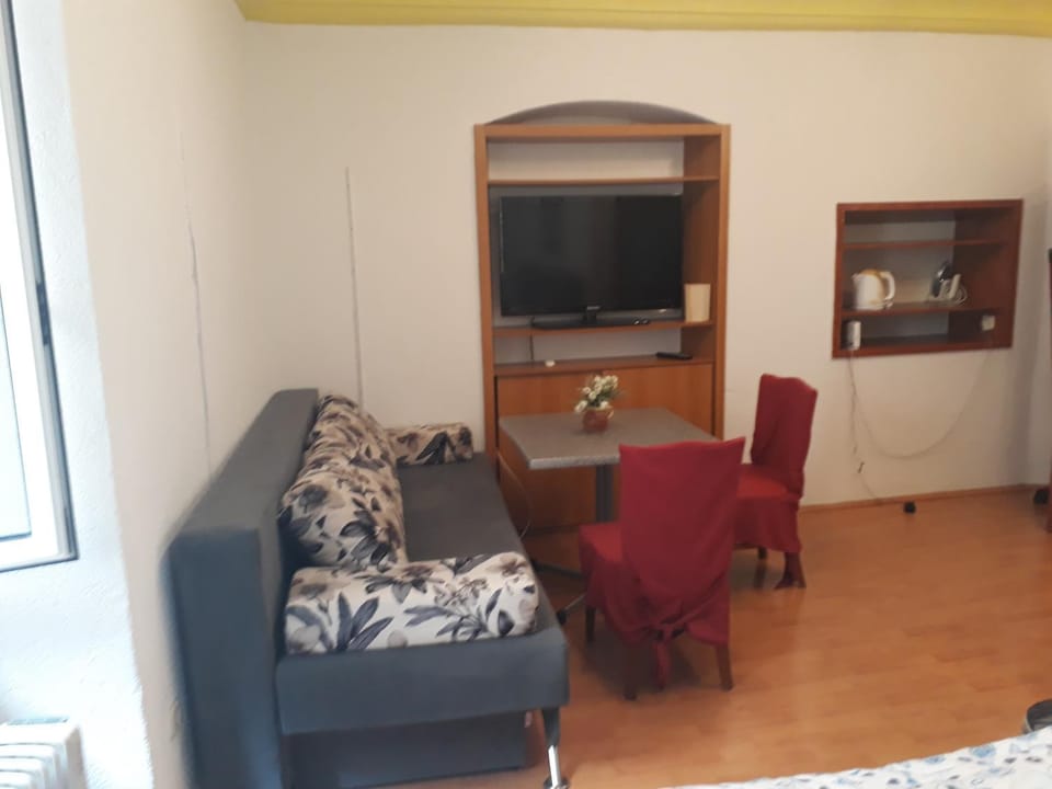 Roko Apartment in Makarska